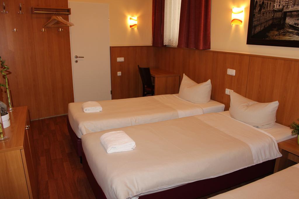 Altan Hotel Hamburg Zewnętrze zdjęcie