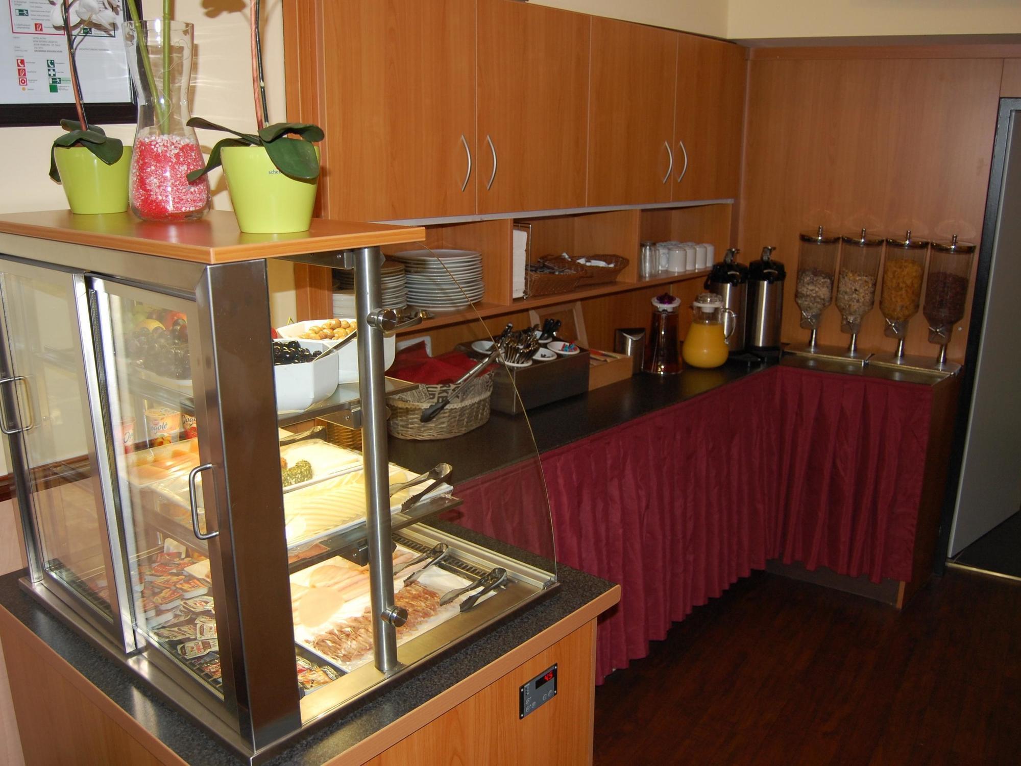 Altan Hotel Hamburg Zewnętrze zdjęcie