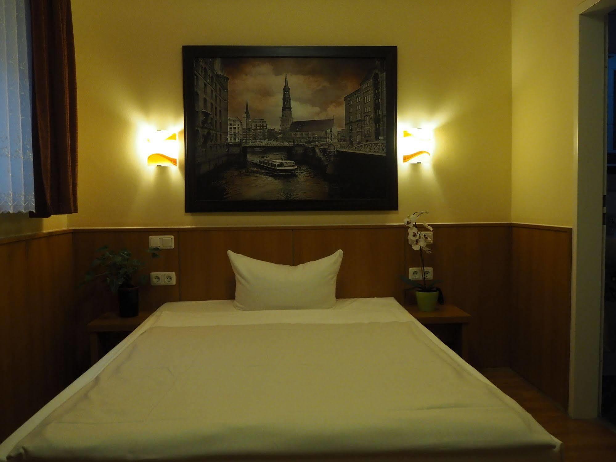 Altan Hotel Hamburg Zewnętrze zdjęcie